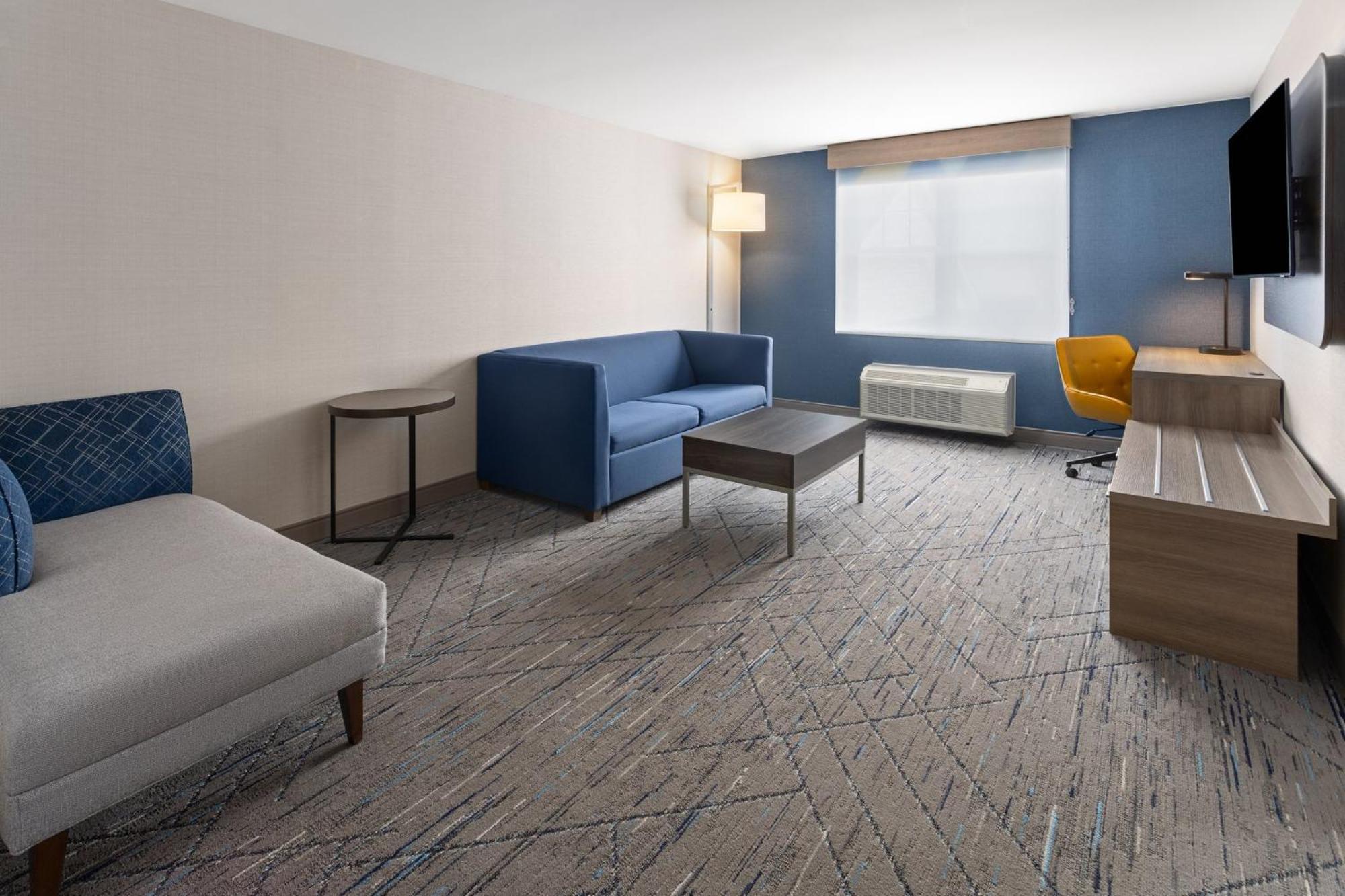 Holiday Inn Express Hotel & Suites Freeport By Ihg Екстер'єр фото
