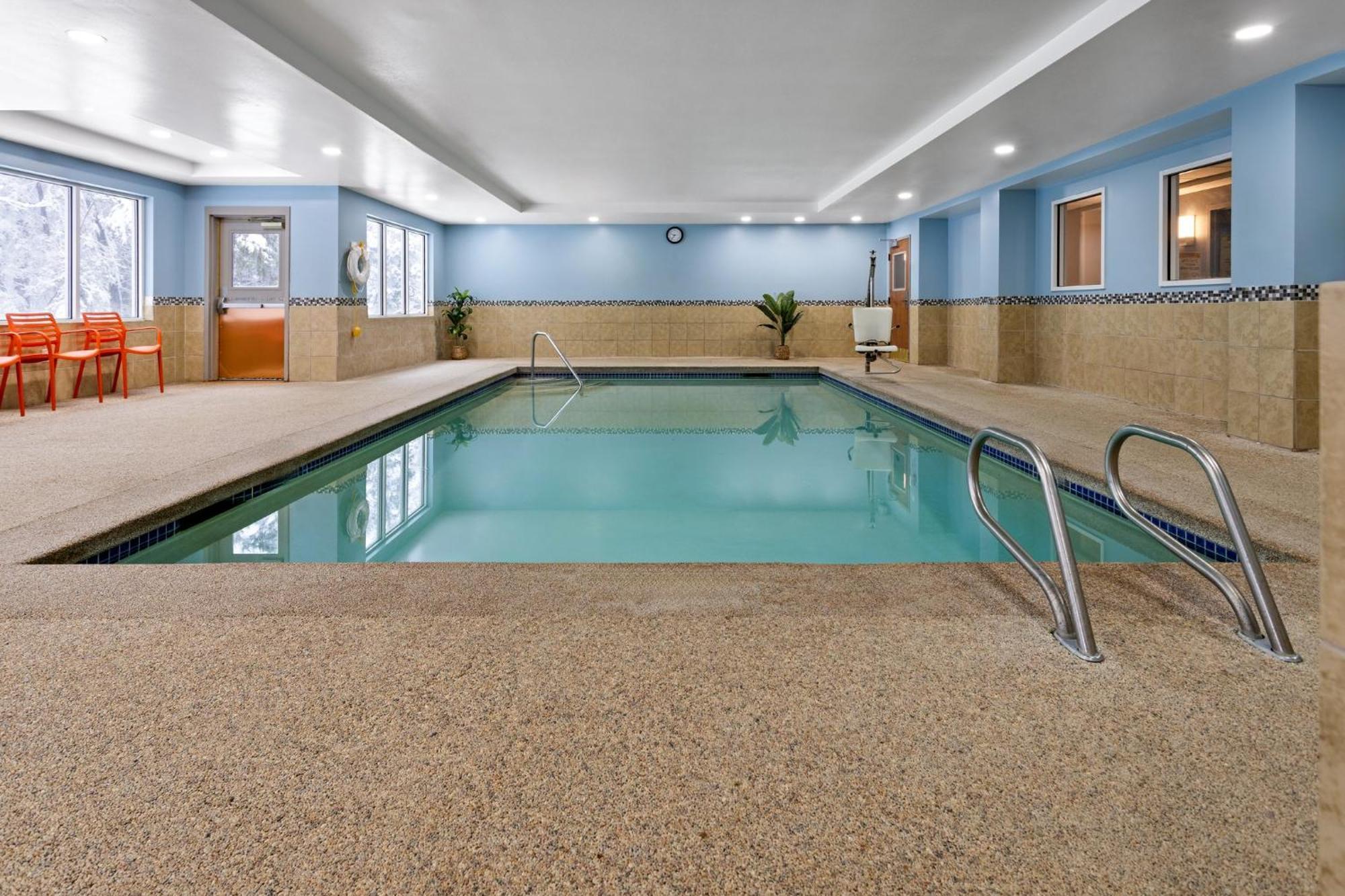 Holiday Inn Express Hotel & Suites Freeport By Ihg Екстер'єр фото